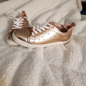 ALDO Rose Gold Sneakers size 6